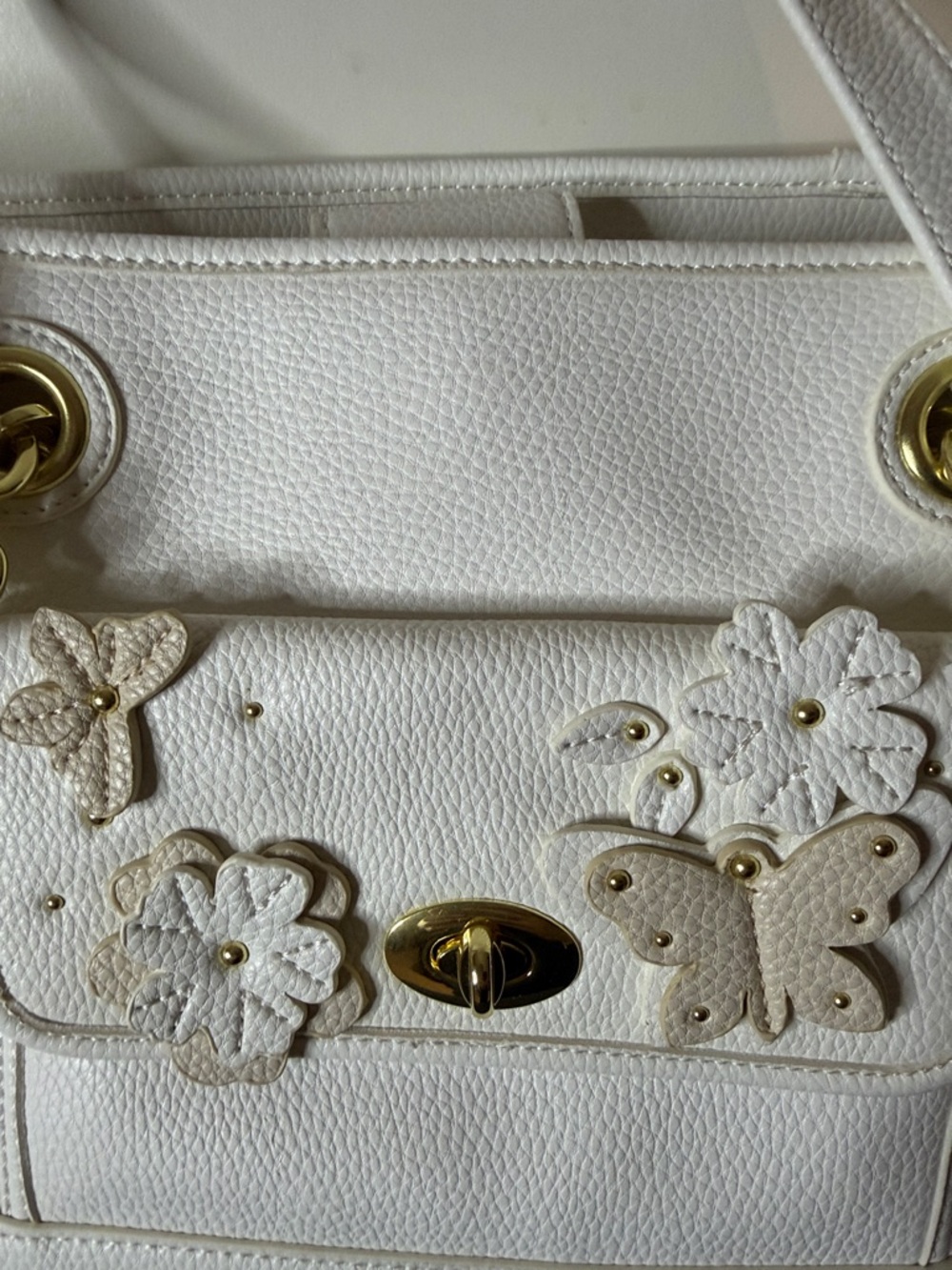 Liz Claiborne White Shoulder Tote with Floral & Butterfly Appliques - Picture 3 of 10
